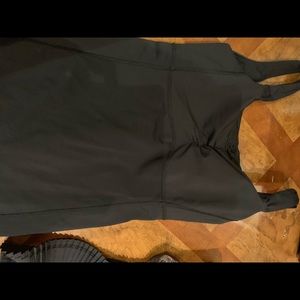 Sports top by lulu lemon. Comfy sexy. Like new .